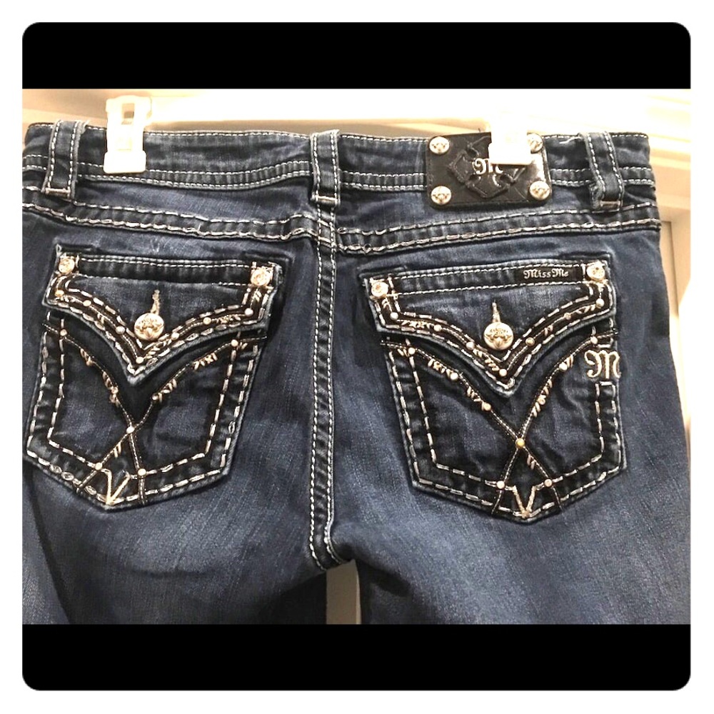 Sexy dark miss me jeans